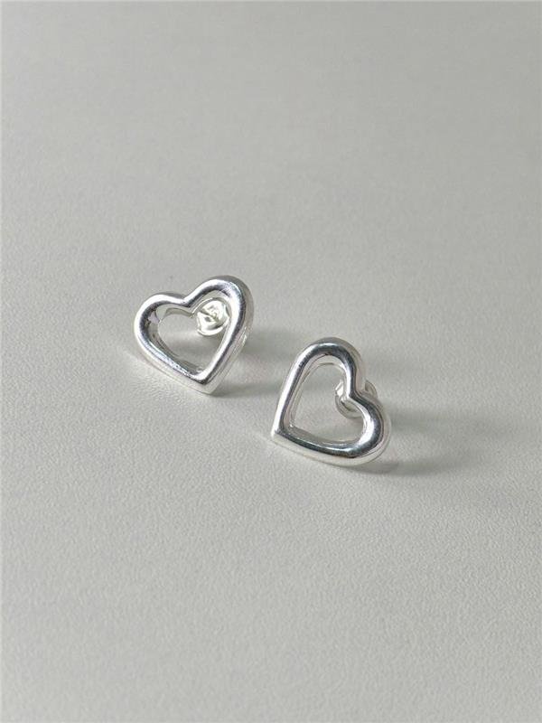 BRINCO CORAÇÃO VAZADO