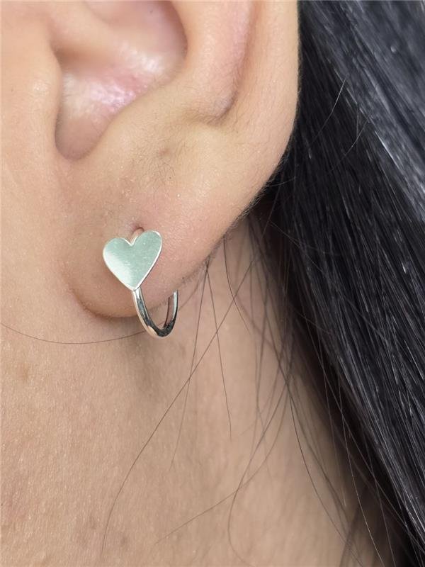 BRINCO ARGOLINHA FIO C/CORAÇÃO