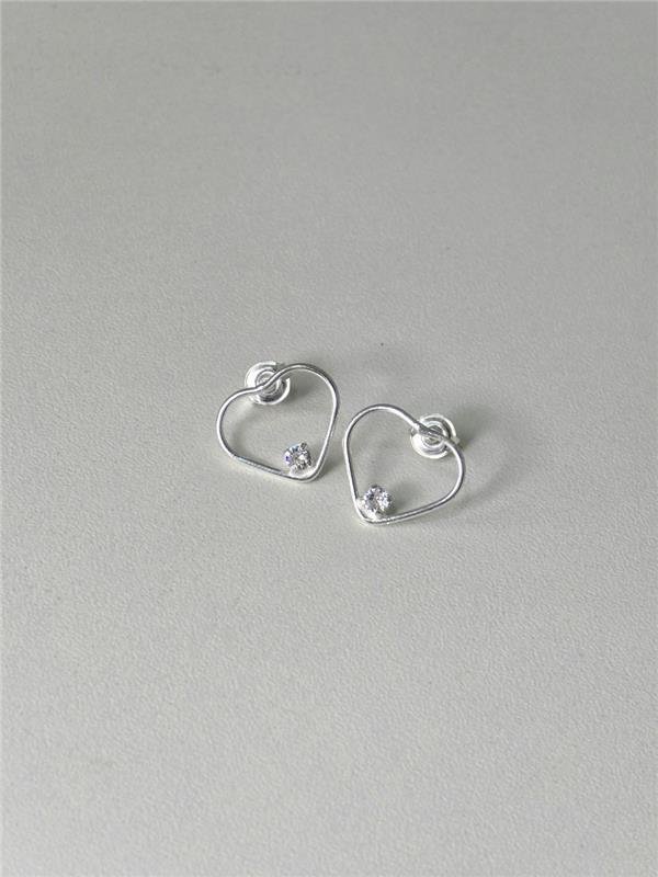 BRINCO FIO CORAÇÃO C/PONTO LUZ