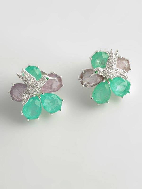 BRINCO BEIJA FLOR CRAVEJADO