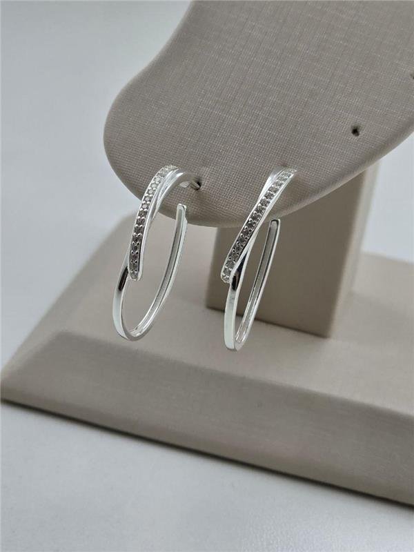 BRINCO ARGOLA OVAL FIO EM ZIRCÔNIA