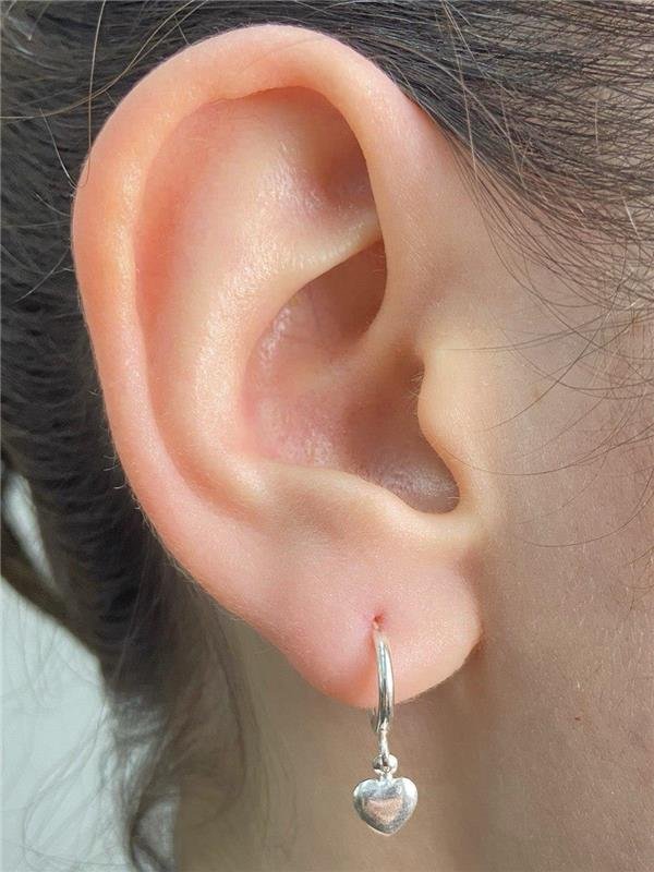 BRINCO ARGOLINHA C/PINGENTE CORAÇÃO 3°FURO