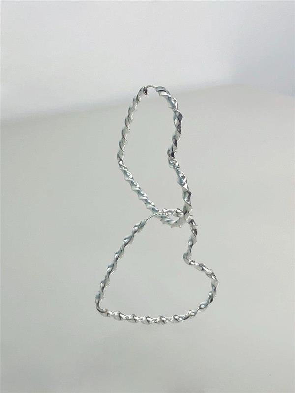 BRINCO ARGOLA CORAÇÃO FIO TORCIDO