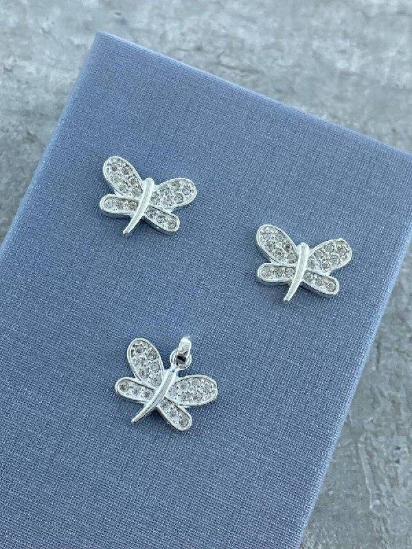 CONJUNTO BRINCO+PINGENTE LIBÉLULA ZIRCÔNIA CRISTAL