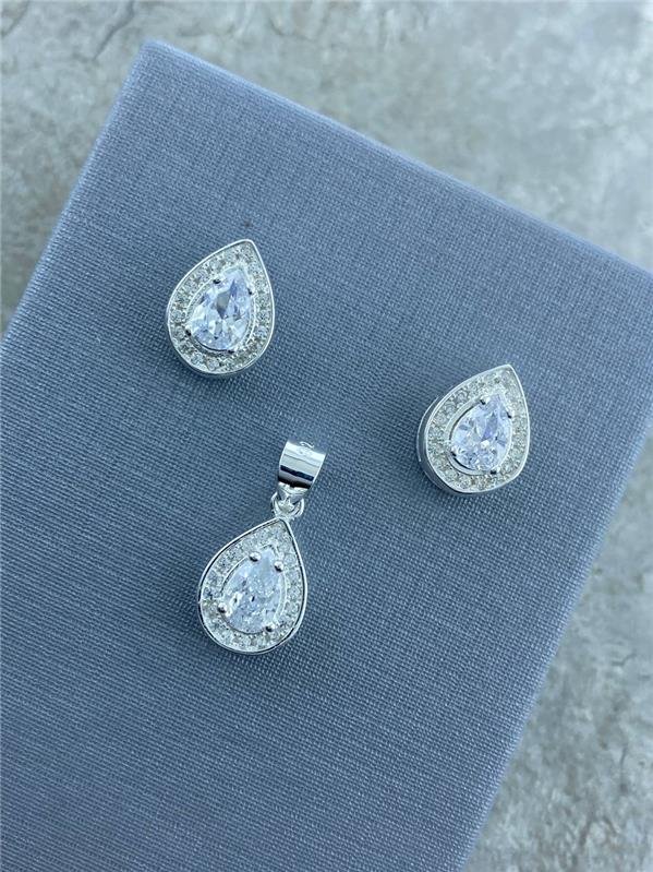 CONJUNTO BRINCO+PINGENTE GOTA