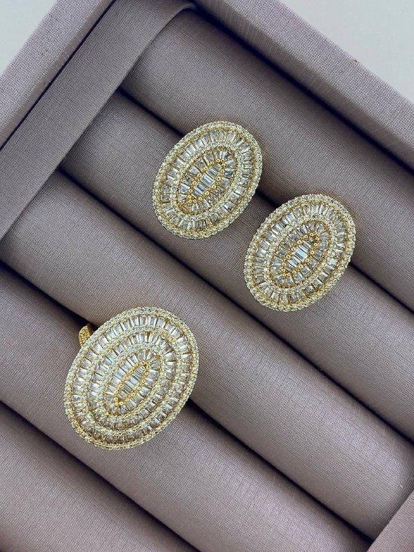 CONJUNTO OVAL CRAVEJADO (BR+ AN) 