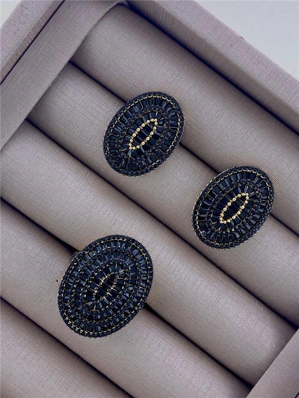 CONJUNTO OVAL CRAVEJADO (BR+ AN) 