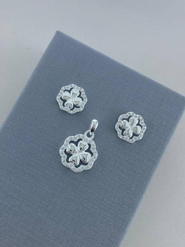 CONJUNTO REDONDO TREVO COM ZIRCÔNIA (BR+PING)