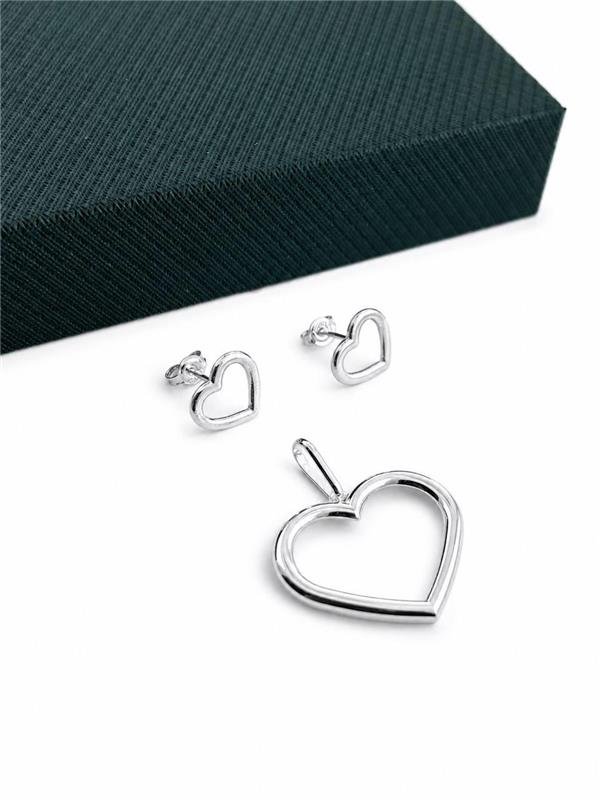 CONJUNTO BRINCO+PINGENTE CORAÇÃO VAZADO