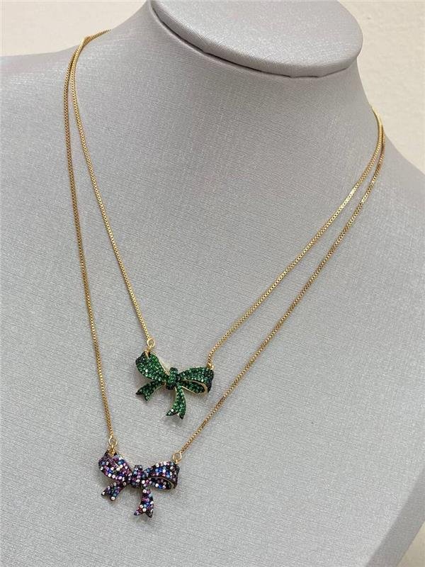 COLAR PINGENTE LAÇO CRAVEJADO