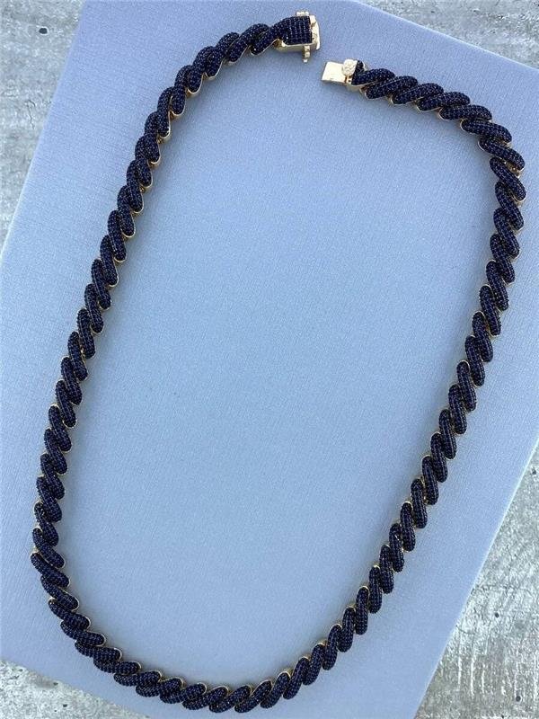 COLAR TORCIDO FESTA ZIRCÔNIA ÔNIX