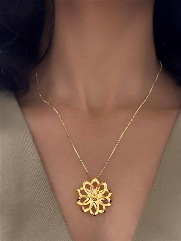 COLAR V12 C/PINGENTE FLOR VAZADA