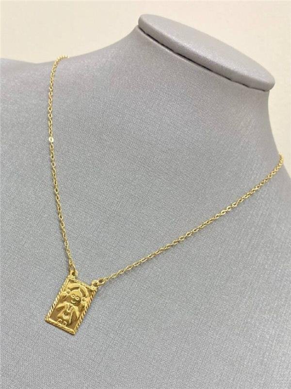 COLAR PLAQUINHA MENINA