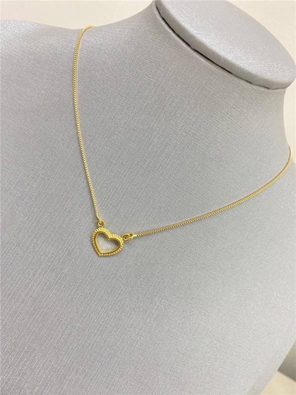 COLAR CORAÇÃO VAZADO CRAQUELADO 