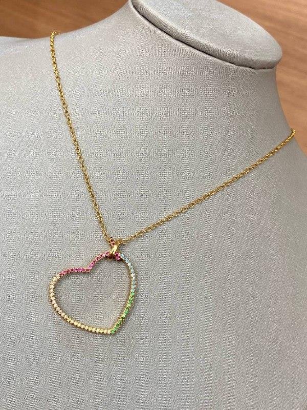 COLAR CORAÇÃO VAZADO 