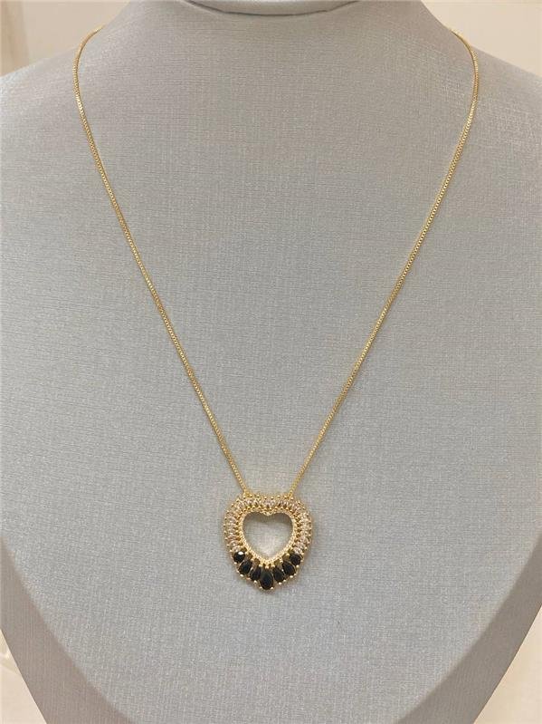 COLAR PINGENTE CORAÇÃO CRISTAL/PRETO