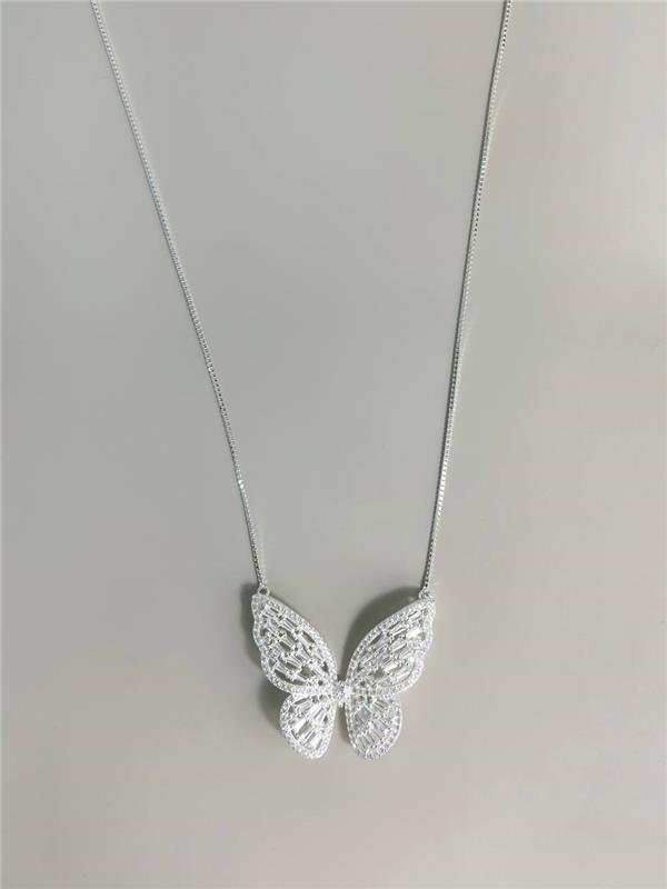 COLAR V15 BORBOLETA CRAVEJADA NAVETE 37CM+5CM EXTENSOR