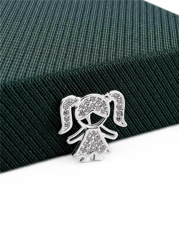 PINGENTE MENINA CRAVEJADA 1,6X1,5CM