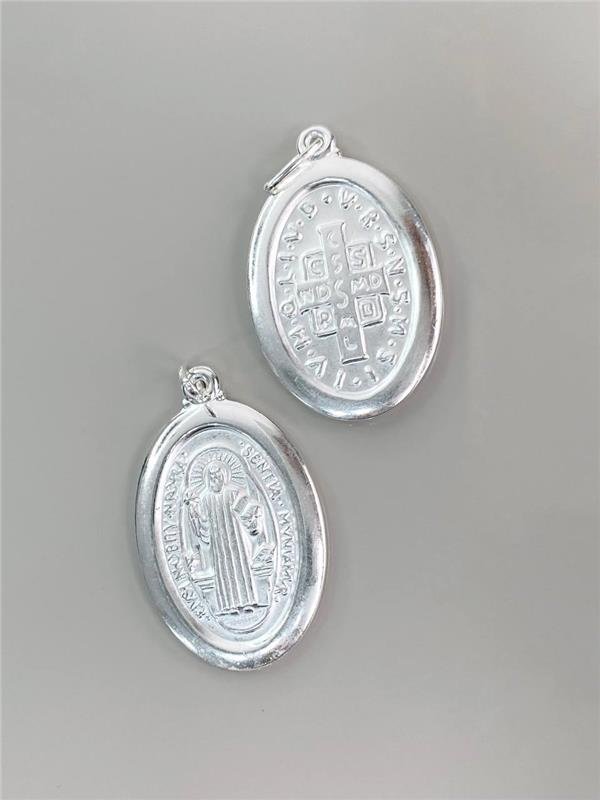 PINGENTE MEDALHA SÃO BENTO OVAL 3X2,1CM