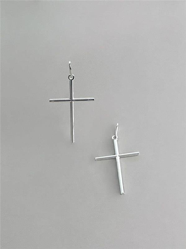 PINGENTE CRUZ PALITO 3X1,9CM