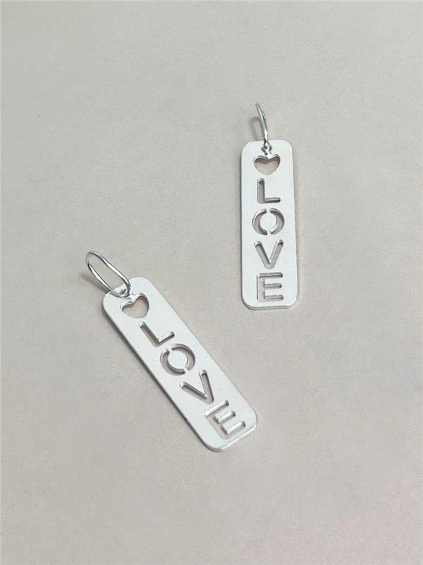 PINGENTE PLAQUINHA ESCRITA LOVE 3X8MM