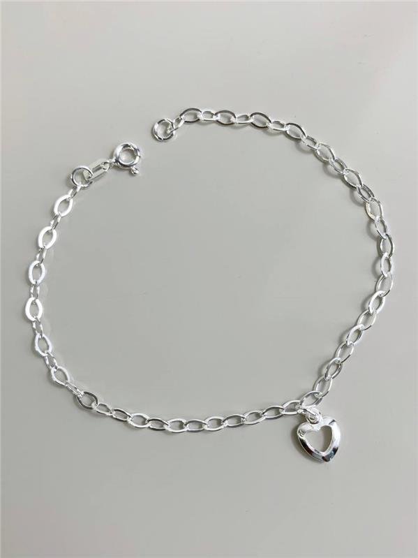 PULSEIRA PINGENTE CORAÇÃO VAZADO