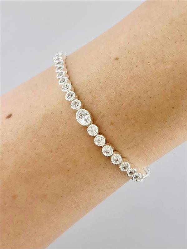 PULSEIRA RIVIERA C/DETALHE OVAL E REDONDO 